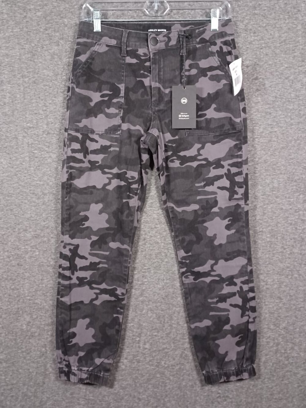 NWT Ashley Mason Women's Black and Gray Camo Pants Size Medium